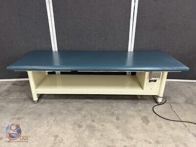 TRI W-G HL2 810 Patient Exam PT Physical Therapy Treatment Table • 350$