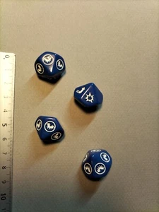 4 x BLUE DICES  /FORTRESS AMERICA FFG /M328 - Foto 1 di 1