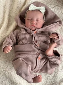 Lifelike Newborn Baby Dolls Real Life Reborn Baby Dolls Sleeping Baby Dolls - Picture 1 of 6