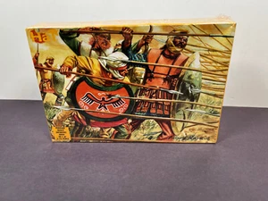 HAT Industries PERSIAN HEAVY INFANTRY 8059 1:72 Scale Figure Model Kit - Picture 1 of 6