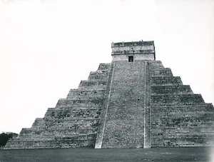 MEXIQUE c. 1960 - Le Château  Chichén Itzá - Div 11471  - Picture 1 of 2