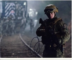 Aaron Johnson Autograph GODZILLA Signed 8x10 Photo [5043] - Picture 1 of 3