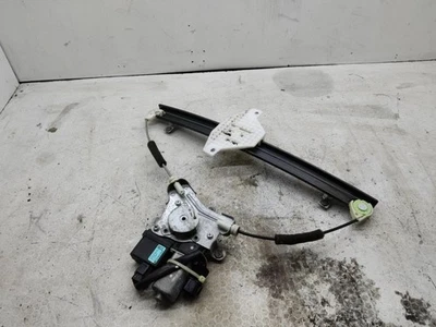 Chevrolet Captiva 2014 front door electric window regulator 20874199 GJA2204 - Image 1 of 3