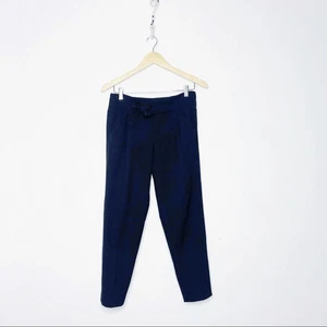 Pantaloni Vince cravatta vita conici cropped lana neri sacchetto di carta con cintura donna US 2 - Foto 1 di 8