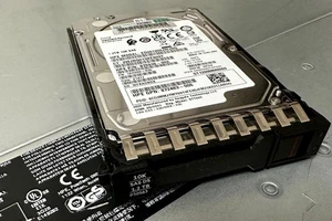 P28586-B21 P30563-001 HPE 1.2TB 2.5" SAS 10K 12G Gen10 Plus V2 Gen11 HDD - Picture 1 of 2