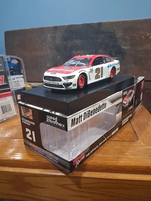 2020 Matt Dibenedetto #21 Motorcraft AUTÓGRAFO (Matt/4X Wood Bros.) ação 1:24 - Imagem 1 de 4