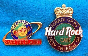 NEW ORLEANS MARDI GRAS CROWN + SAVE THE PLANET GLOBE Hard Rock Cafe 2 PINS LOT - Bild 1 von 1