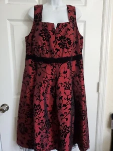 Party dress, plus size for women. Dark burgundy and black. Size 22W - Picture 1 of 11
