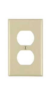 Leviton Copriuscita INFRANGIBILE in Nylon, Avorio, 80703-I (Qtà 3) - Foto 1 di 3