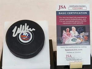 WENDEL CLARK signed ISLANDERS puck JSA COA - Picture 1 of 2