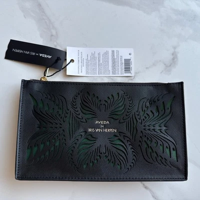 BOLSA COSMÉTICA AVEDA IRIS VAN HERPEN SYNTOPIA NUEVA Foto 1 de 4