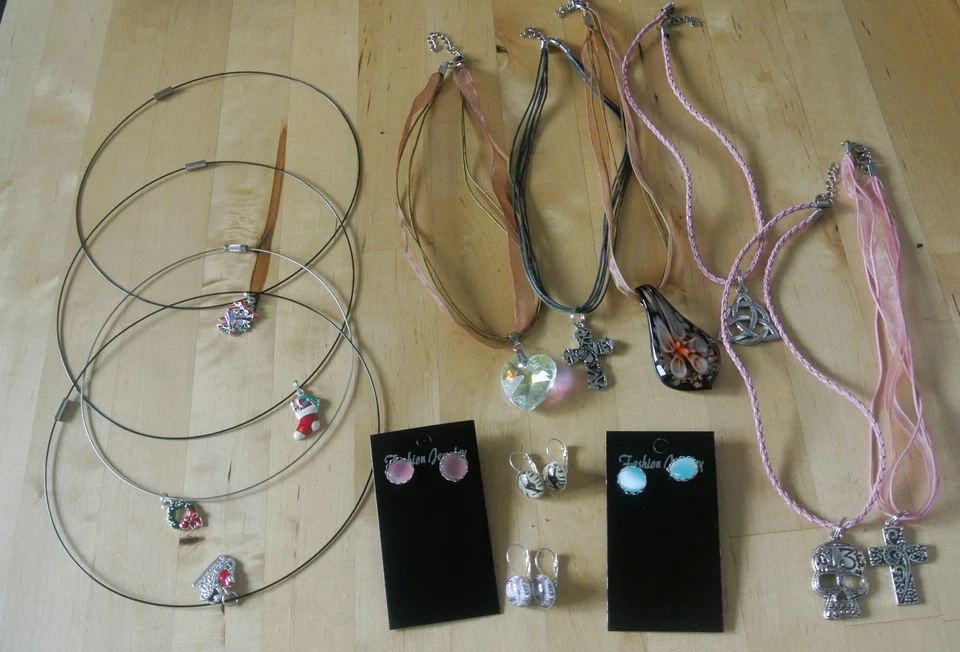 Konvolut Modeschmuck - Bild 1 von 1