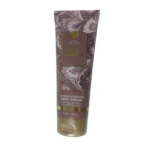 Bath & Body Works Cozy Vanilla Bourbon 8 Oz Body Cream - Picture 1 of 2