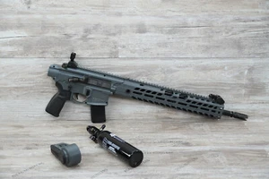 Sig Sauer MCX Virtus PCP Air Rifle .22 Cal Pellet NOT WORKING - Picture 1 of 10