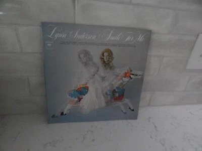 Lynn Anderson: Smile For Me        12"     33 RPM    LP - Image 1 of 2
