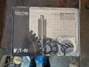 Eaton Fuller Basic Transmission Rebuild Kit - Picture 1 of 3