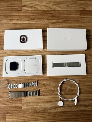 Apple Watch Ultra 49mm Titan GPS+Cellular Top Zustand - Bild 1 von 4