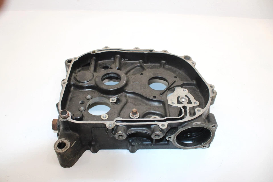 83 Suzuki Alt125 3x9 modelo D OEM cárter medio 11300-18890 11300-18893 AS12 Foto 1 de 4