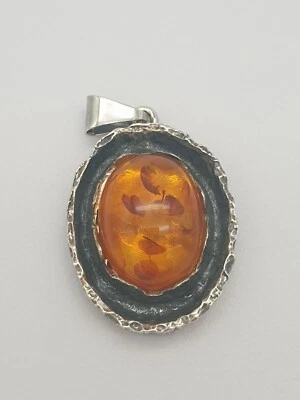 Pendente In Argento Sterling 925 Con Incastro In Ambra / Argento Reale / 11,6g - Immagine 1 di 3