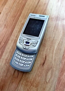 Samsung SGH-D410 Vintage Slider in silber - Bild 1 von 4