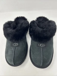 Ugg slippers black size 10 Men’s - Picture 1 of 5