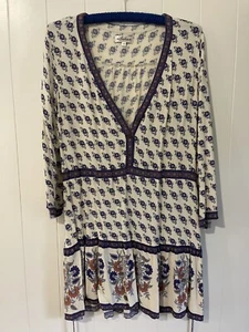 Arnhem Dress Cream With Paisley Size 14 in very condition. Very Flattering - Picture 1 of 7