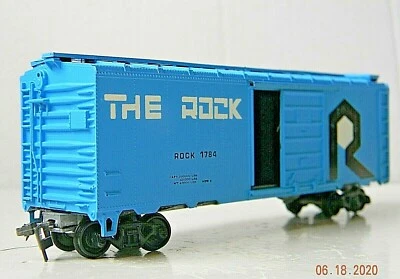 Mantua 40' SD 10-Panel Boxcar ~ Chicago Rock Island & Pacific ~ Rd# 1784 - HO - Image 1 of 4
