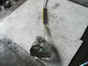 MECANISMO DE BLOQUEO DE PUERTA LATERAL DEL PASAJERO DELANTERO MAZDA 6 2011 MK2 NSF - Imagen 1 de 4