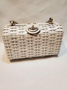Nice Vintage Mr. Jonas White Faux Wicker Purse Hong Kong - Picture 1 of 5