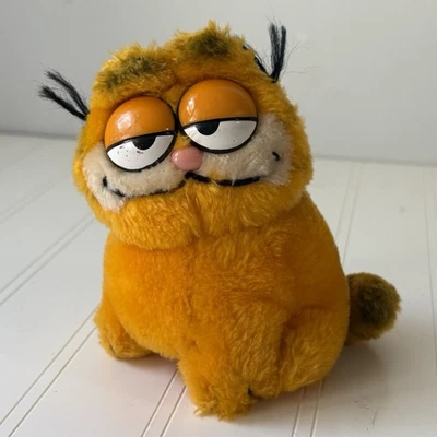 Garfield 5" Vintage Plush, R Dakin 1981  - Image 1 of 4