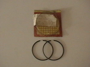 Original Suzuki B120 TC120 Kolbenringsatz +1.00 12140-07603-100 12140-20212 NOS - Bild 1 von 1