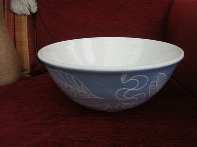HAND MADE CERAMIC FRUIT BOWL - UNUSED - Image 1 of 3