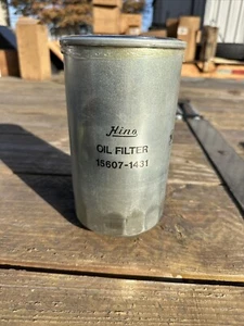 HITACHI OIL FILTER 4206089 = HINO 15607-1431~~ FACTORY SEALED BASE - Picture 1 of 2
