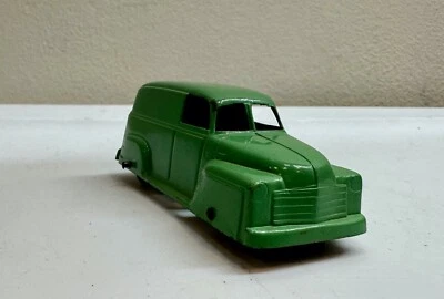 Vintage 1950's Tootsie Toy Chevy Delivery Panel Van, 4" Green - Image 1 of 4