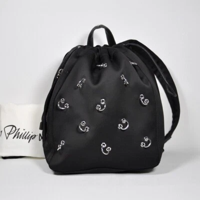 Mochila perforada 3.1 Phillip Lim negra satinada Mini Go-go Foto 1 de 4