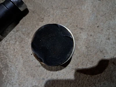 Pistón motor Suzuki GN250 GZ250 Marauder 250 SP250 Foto 1 de 2