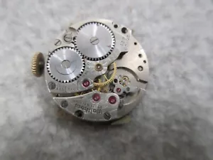 WALTHAM RUBY INCOMPLETE WRISTWATCH MVMT - Picture 1 of 2