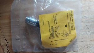New Turck BI5-GT18H-ADZ30X2-B1331/S34/S1589 4255284 Inductive Proximity Switch@@ - Picture 1 of 3