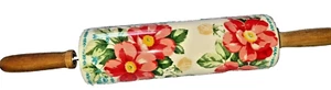 The Pioneer Woman Vintage Floral Keramik Nudelholz Holzgriffe ohne Sockel - Bild 1 von 6