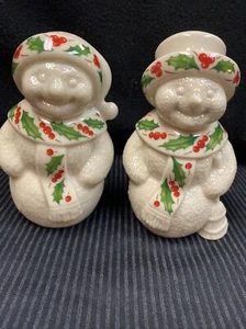 LENOX SNOWMAN SALT & PEPPER SHAKERS HOLLY & BERRIES  Mr & Mrs - Picture 1 of 10