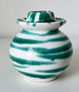 Gmundner Keramik grün geflammt Kerzenhalter 9,5 cm GK2643 (2506DE16) 06/25 - Imagen 1 de 4