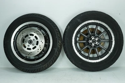 1996 Harley Touring FLHT Electra Glide pneu aro roda dianteira fabricante de equipamento original - Imagem 1 de 4