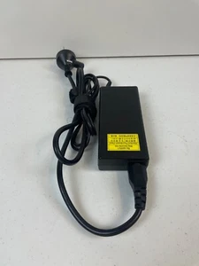 Genuine Toshiba PA5181E-1AC3 19V 6.32A 120W AC/DC Adapter Tested Working - Picture 1 of 4