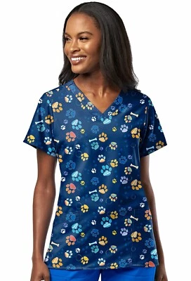 Wonder Wink Women Print Size XS L Multi Colors Classic Fit V-Neck Scrubs Top New - Image 1 of 3