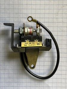 Black and Decker - 90921-01 - Switch - Picture 1 of 1
