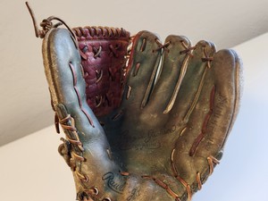 Vintage Rawlings GJ52 Reggie Jackson Autographed Baseball Glove