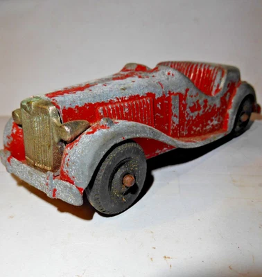 Hubley Kiddie Toy Red Roadster Car Vintage 1950s DIE CAST TOY 6" - Image 1 of 4
