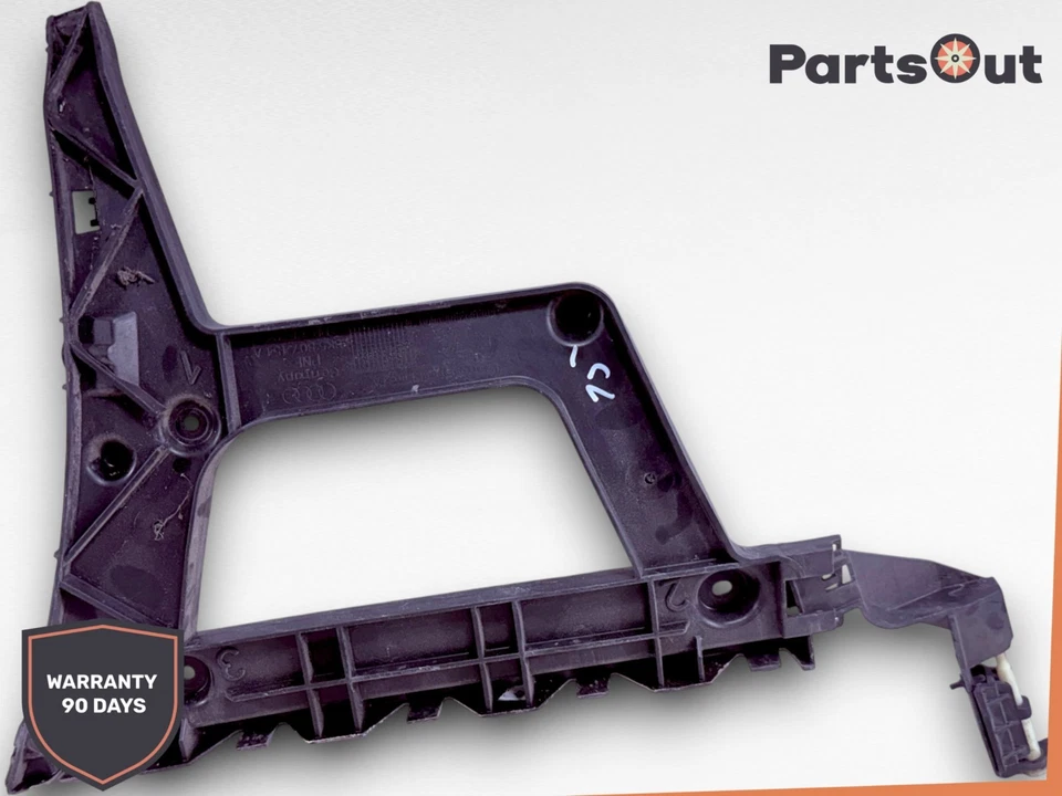 2013-2016 AUDI A4/S4/A4 QUATTRO RIGHT LOWER GUIDE  OEM - Image 1 of 4