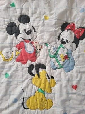 Manta bebé Dundee 1984 vintage Mickey and Friends  Foto 1 de 4