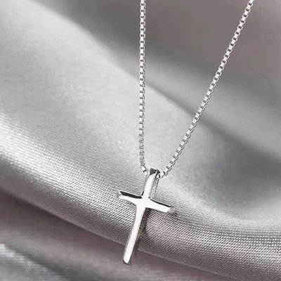 Pequeño Mini Collar Cruz, Plata Brillante Gargantilla Colgante Caja Cadena para Mujer Foto 1 de 4